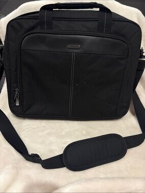 Targus Black Laptop Briefcase with Shoulder Strap